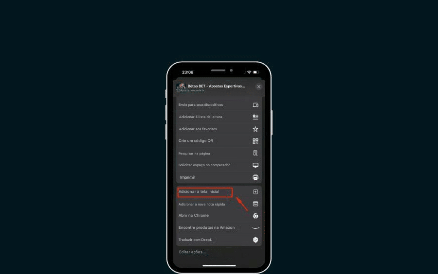 Menu de opções do navegador em um iPhone, com uma seta vermelha e uma caixa destacando a opção Adicionar à Tela de Início, que é o passo principal para criar o atalho.