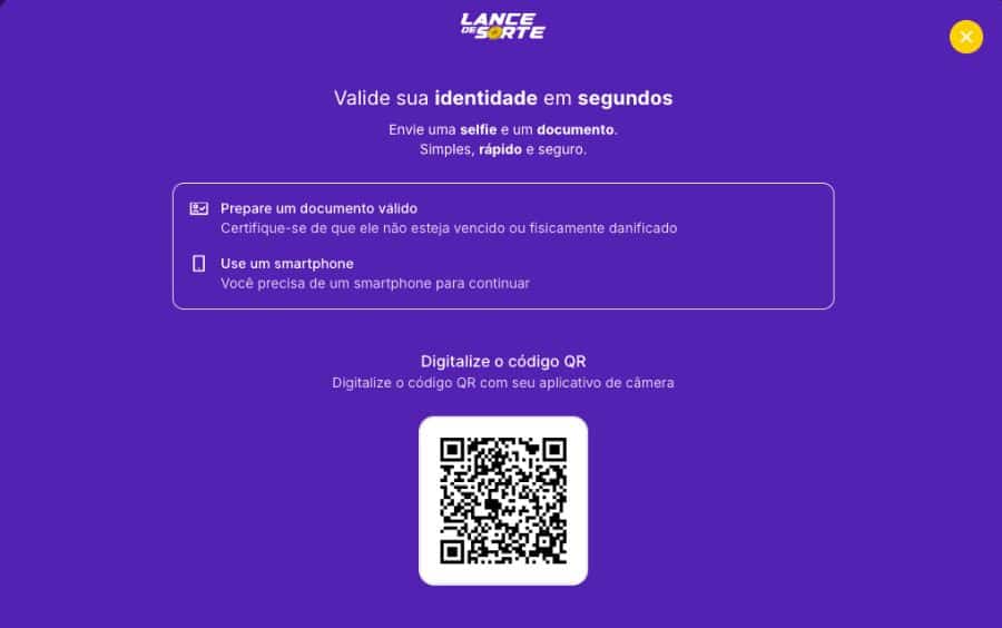 Tela de verificação de identidade (KYC) do Lance de Sorte, exibindo um QR code para o usuário escanear e continuar o processo pelo smartphone.