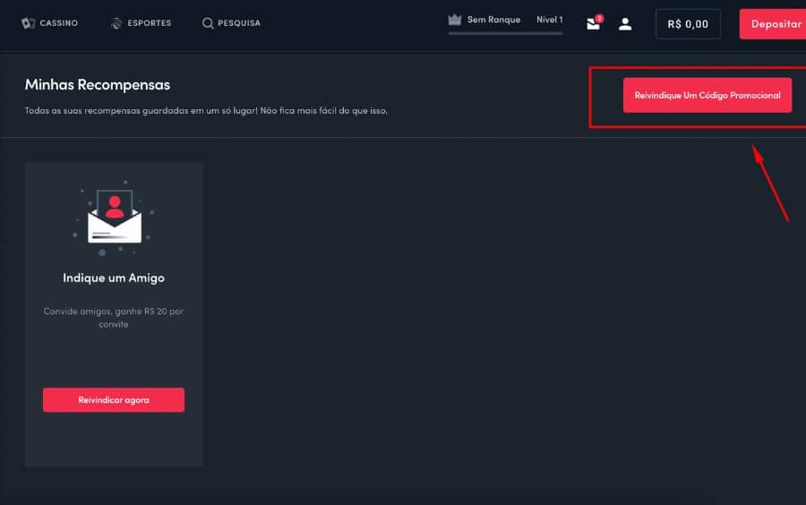 Tela Minhas Recompensas da Blaze indicando com uma seta o botão Reivindique Um Código Promocional para ativar bônus e rodadas grátis.