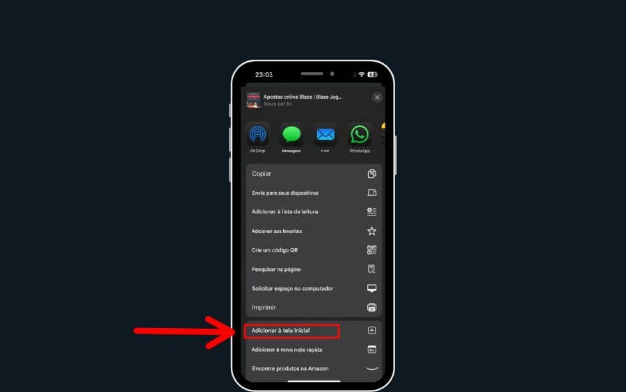 Passo 3 do tutorial de atalho da Blaze no iOS: o menu de compartilhamento do Safari é exibido, e uma seta vermelha aponta para a opção 'Adicionar à Tela de Início'