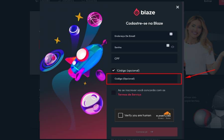 Captura de tela do formulário de cadastro da Blaze, destacando o campo 'Código (opcional)', que é o local para ativar um código promocional ao criar a conta