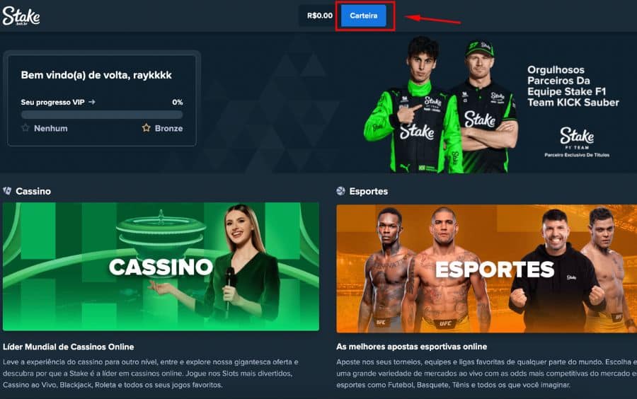 Passo 1 do tutorial de depósito da Stake, mostrando a página inicial da conta com uma seta vermelha apontando para o botão "Carteira" no topo da página.