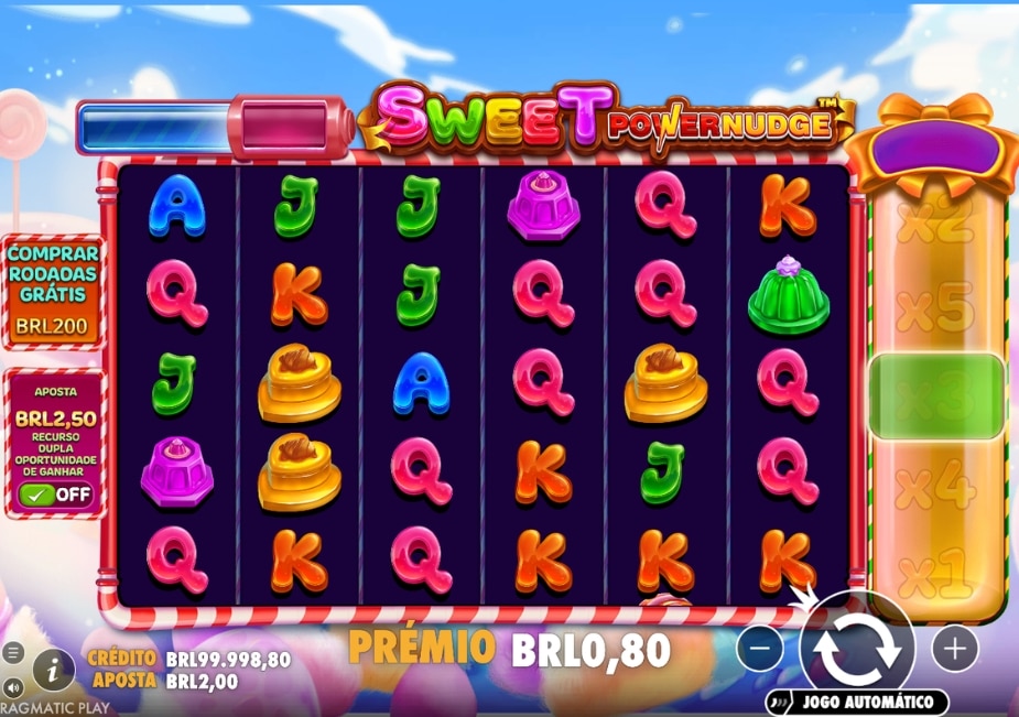 Tela do slot Sweet Powernudge da Pragmatic Play com símbolos coloridos, botão Comprar Rodadas Grátis e roda de multiplicadores.