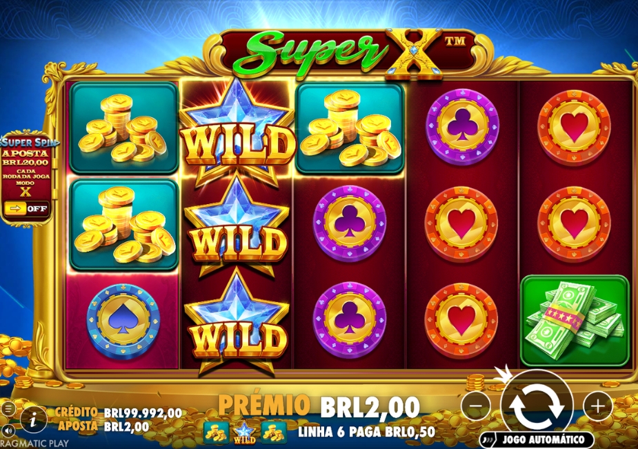 Tela do slot Super X com símbolos WILD, moedas de ouro, notas de dinheiro e fichas com naipes de cartas.