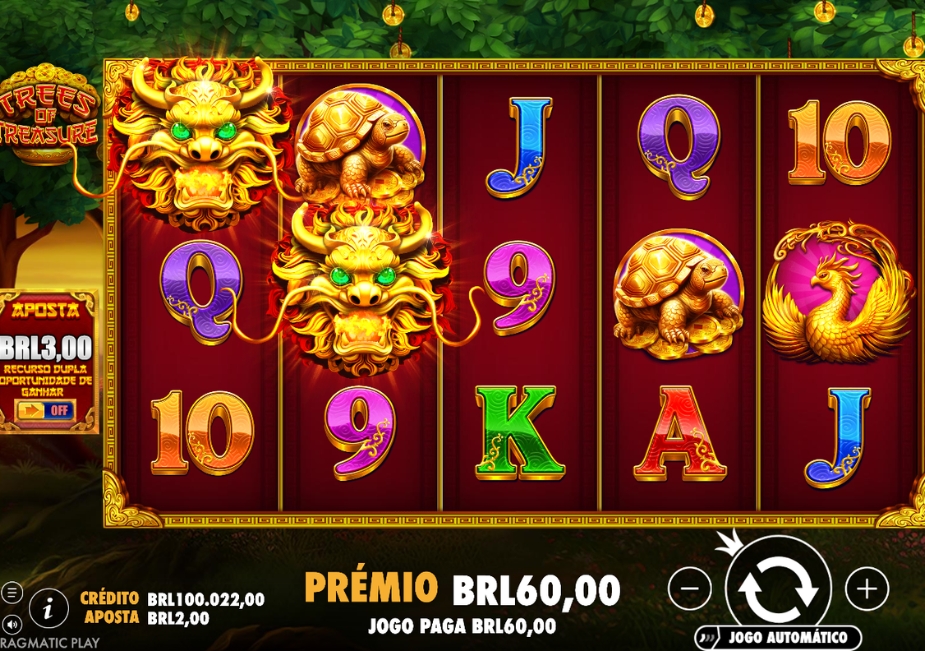 Tela do slot Trees of Treasure com símbolos de dragão, tartaruga, fênix e cartas, além de um prêmio de R$ 60,00.